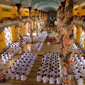 Cao Dai Temple & Cu Chi Tunnels, Vietnam