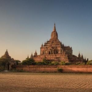 Day 3 – Yangon - Bagan