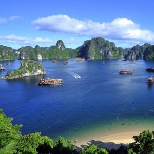 Day 2 – Ha Noi - Ha Long Bay