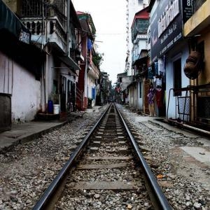Day 3 – Ha Noi - Overnight Train To Hue