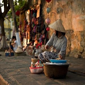 street food, street food in saigon, street food in vietnam, experience travel in vietnam, vietnam experience travel, tours in saigon, saigon tours, vietnam culinary tour, saigon city, hochiminh city, vietnam cuisine, vietnam gastronomy tour, com tam,