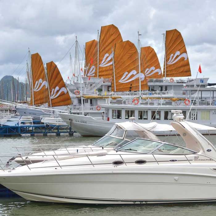 Paradise Luxury Cruise, hotel in Halong Bay Paradise Luxury Cruise