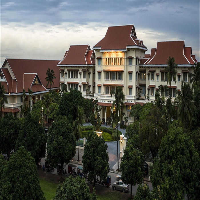 RAFFLES HOTEL LE ROYAL PHNOM PENH, Living in Phnom Penh, 5-star hotel RAFFLES HOTEL LE ROYAL PHNOM PENH