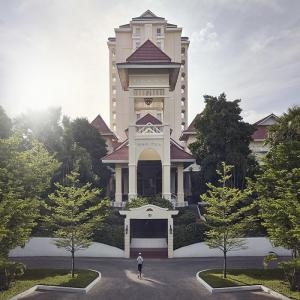 SOFITEL LUXURY HOTEL - SOFITEL LUXURY HOTEL, Living in Phnom Penh, 5-star Hotel