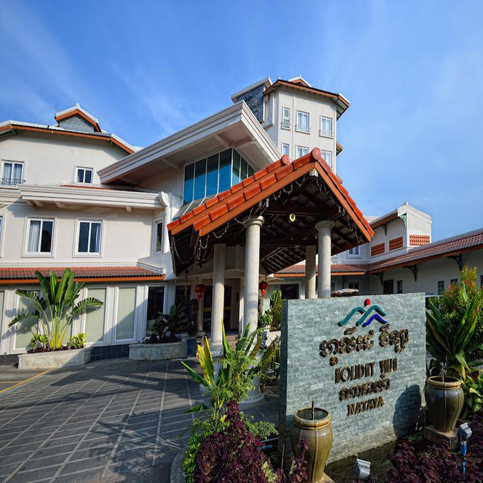 HOLIDAY VILLA NATAYA, Living in Shihanouk Ville, 4-star hotel HOLIDAY VILLA NATAYA