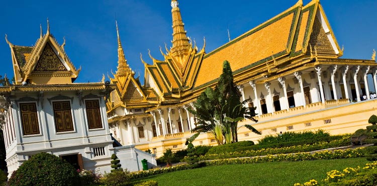 14657877363405_Cambodia_14639887723042_Roayl-palast.jpg