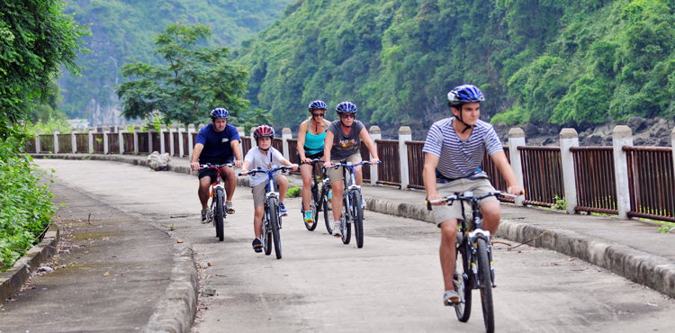 14668457731508_Slider-3--biking-on-cat-ba-island.jpg
