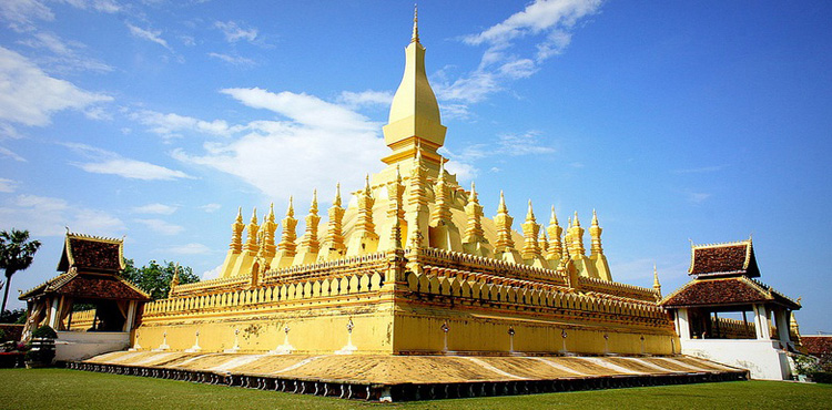 14697666488352_laos--pha-that-luang-copy.jpg