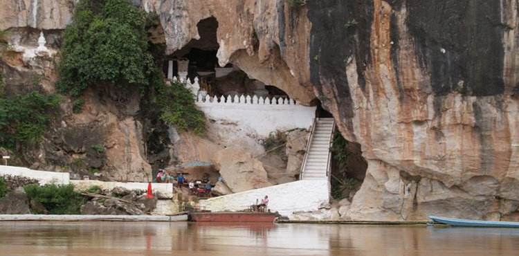 14698487845885_laos--pak-ou-caves-2-copy.jpg