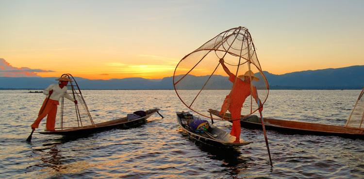 14699882302799_myanmar--inle-lake-copy.jpg