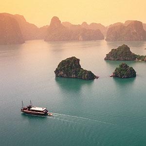 15143498412798_hinh-anh-dep-vinh-ha-long-1101.jpg