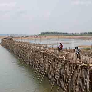 15143575129943_Kompong-Chhnang01.jpg